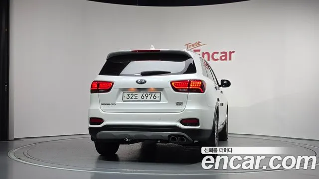 Kia Sorento 2019 thumb 4
