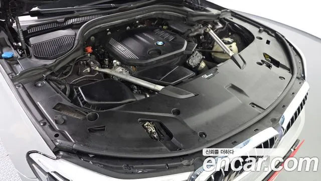 BMW Gran Turismo 2019 thumb 6