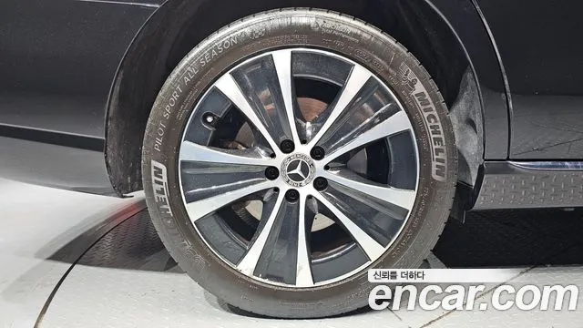Mercedes-Benz E-Класс 2020 thumb 5