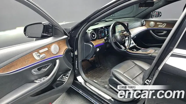 Mercedes-Benz E-Класс 2020 thumb 10