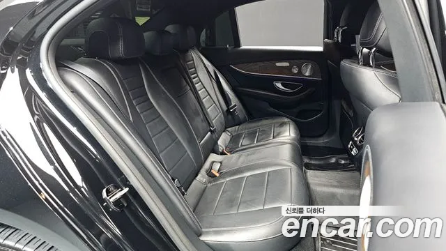 Mercedes-Benz E-Класс 2020 thumb 11