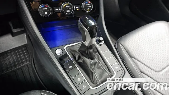 Volkswagen Jetta 2023 thumb 8