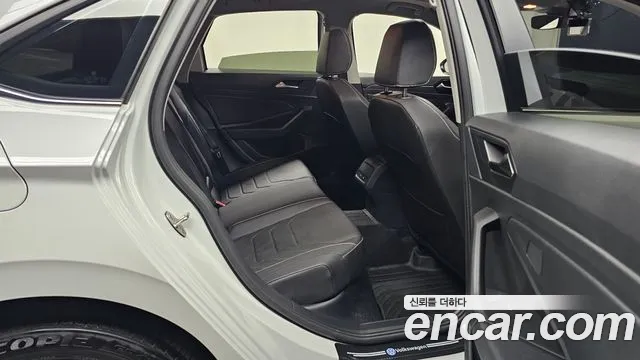 Volkswagen Jetta 2023 thumb 10