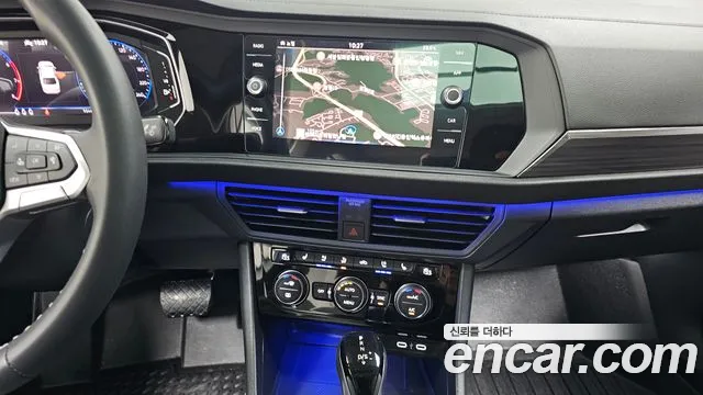 Volkswagen Jetta 2023 thumb 11