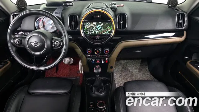 MINI Countryman 2018 thumb 7