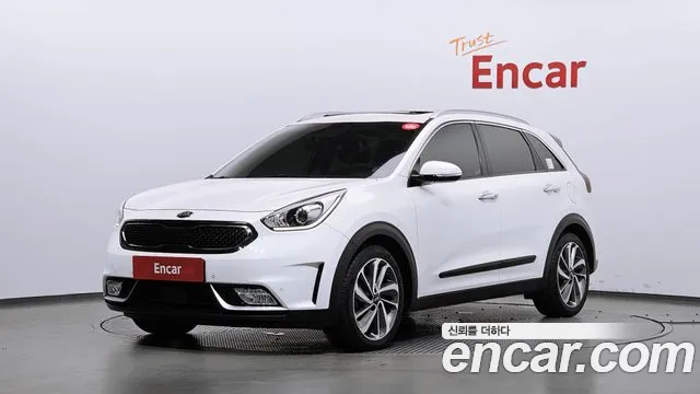 Kia Niro 2017 thumb 11