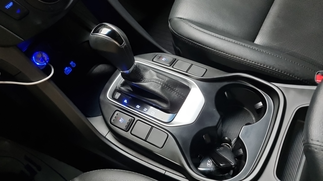 Hyundai Santa Fe 2016 thumb 9
