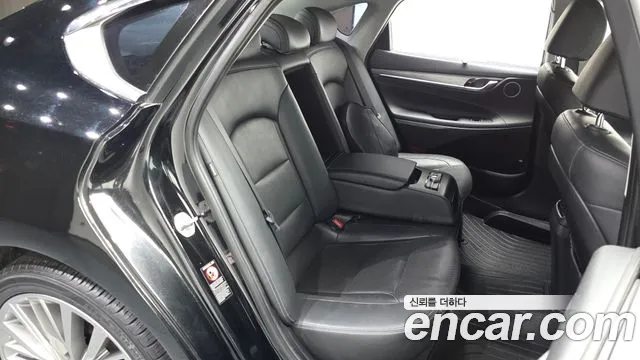 Hyundai Grandeur 2017 thumb 12