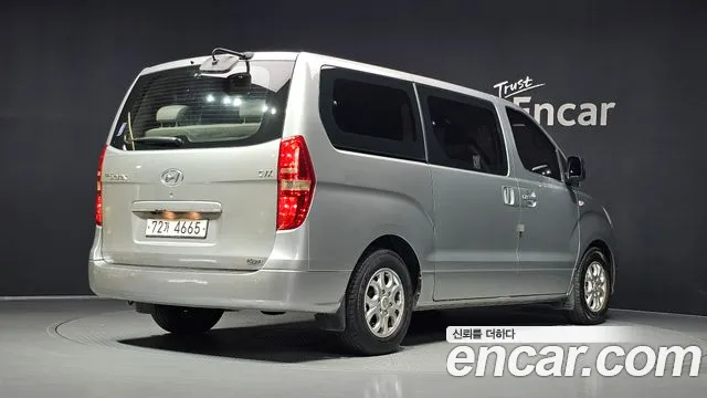 Hyundai Starex 2012 thumb 2