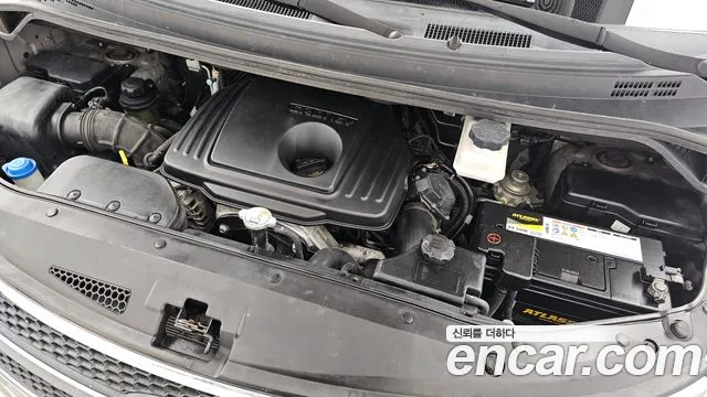 Hyundai Starex 2012 thumb 6