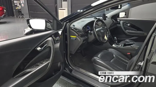 Hyundai Grandeur 2011 thumb 10