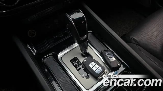 KG_Mobility_Ssangyong Rexton 2018 thumb 9