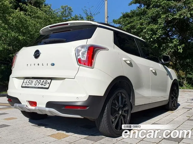 KG_Mobility_Ssangyong TIBOLI 2016 thumb 3