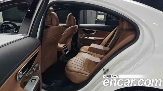 Mercedes-Benz E-Класс 2024 thumb 12
