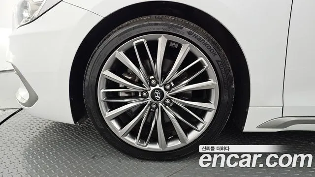 Hyundai Grandeur 2017 thumb 4