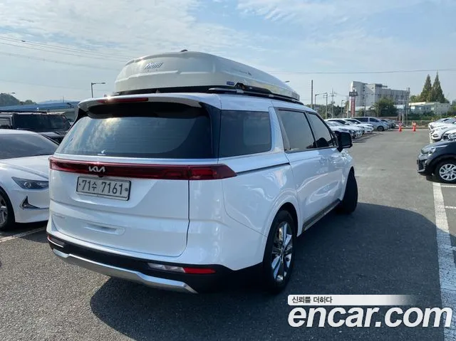 Kia Carnival 2020 thumb 4