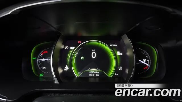 Renault-KoreaSamsung Megane 2019 thumb 8