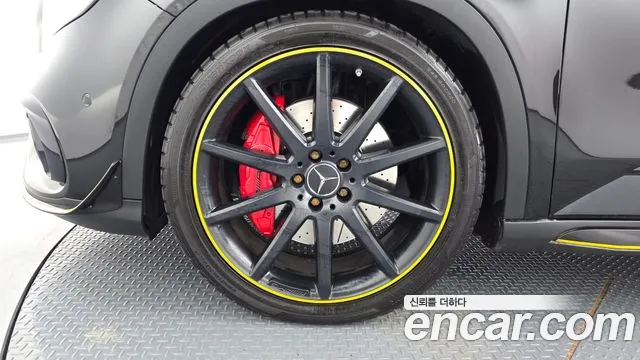 Mercedes-Benz GLA 2018 thumb 4