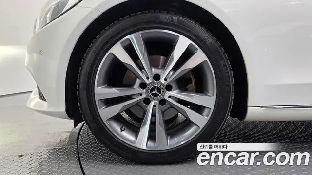 Mercedes-Benz C-Класс 2018 thumb 4