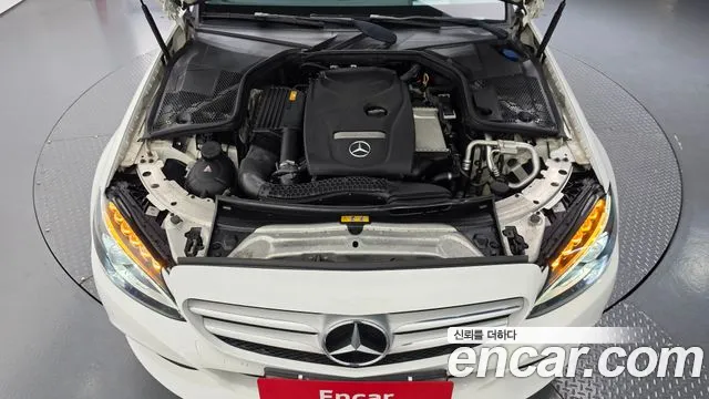 Mercedes-Benz C-Класс 2018 thumb 5
