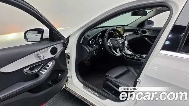 Mercedes-Benz C-Класс 2018 thumb 9