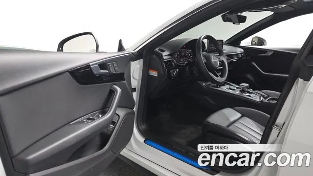 Audi A5 2019 thumb 9