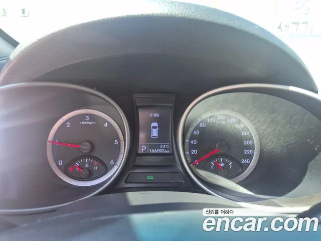 Hyundai Santa Fe 2013 thumb 8