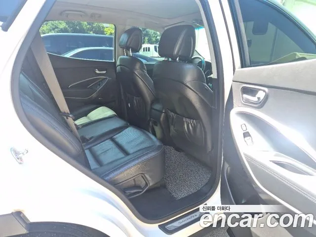 Hyundai Santa Fe 2013 thumb 10