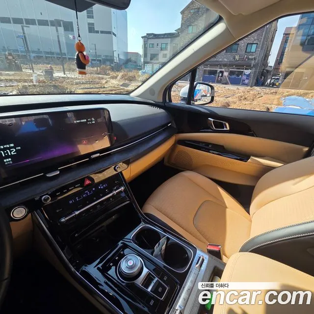Kia Carnival 2023 thumb 5