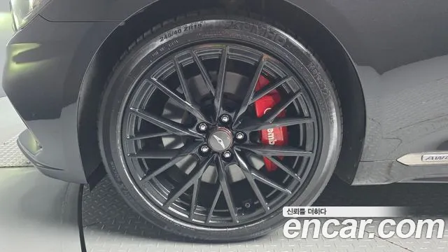 Genesis G80 2017 thumb 5