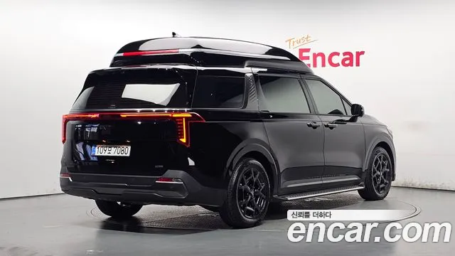 Kia Carnival 2025 thumb 2