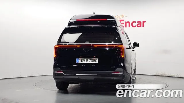 Kia Carnival 2025 thumb 4