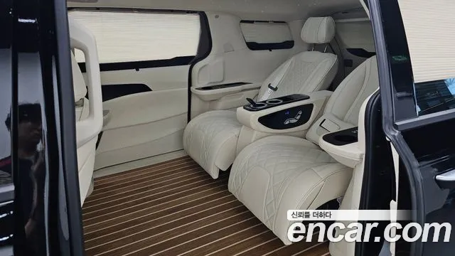 Kia Carnival 2025 thumb 12