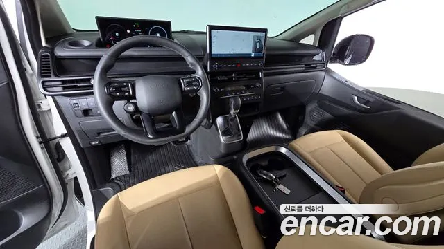 Hyundai Staria 2026 thumb 7
