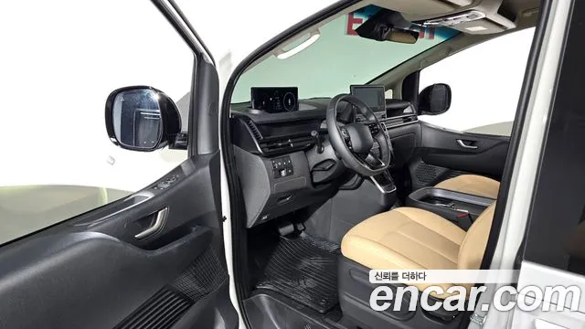 Hyundai Staria 2026 thumb 10