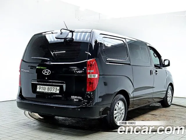 Hyundai Starex 2016 thumb 4