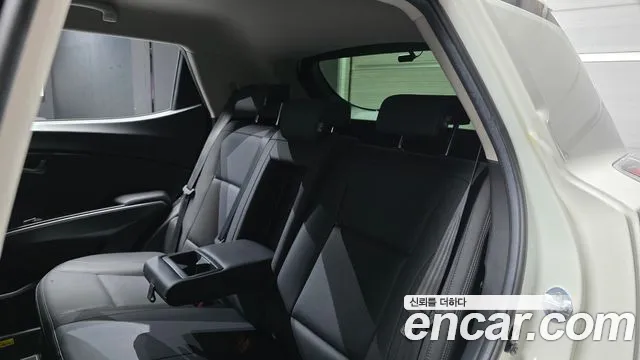 KG_Mobility_Ssangyong TIBOLI 2023 thumb 12