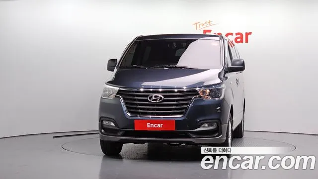 Hyundai Starex 2018 thumb 3