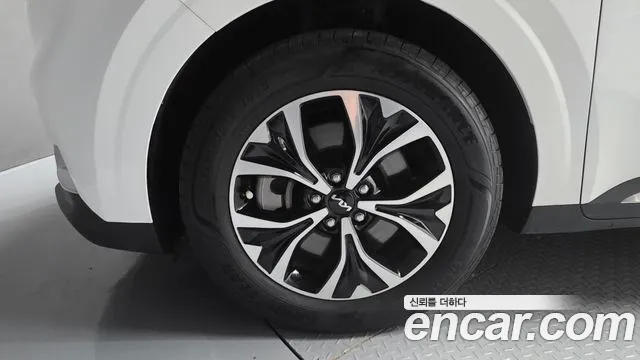 Kia Carnival 2022 thumb 5