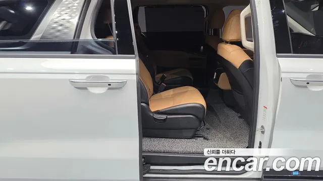 Kia Carnival 2022 thumb 12