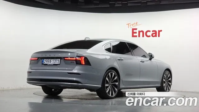 Volvo S90 2026 thumb 2