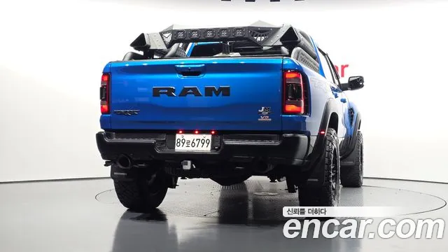 Dodge Ram Pick Up 2022 thumb 4