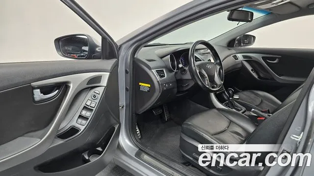 Hyundai Avante 2014 thumb 10