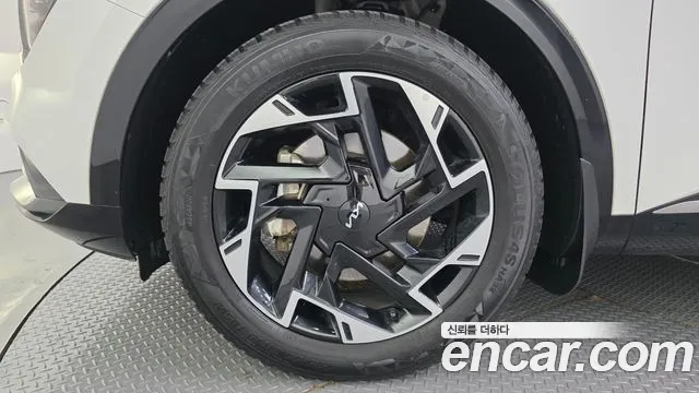 Kia Sportage 2023 thumb 5