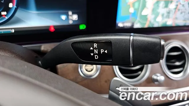 Mercedes-Benz E-Класс 2016 thumb 9