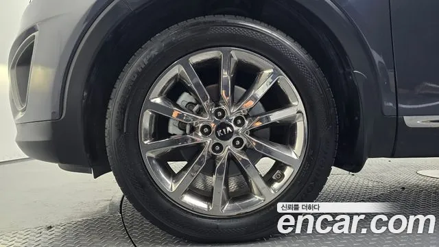 Kia Sorento 2014 thumb 4