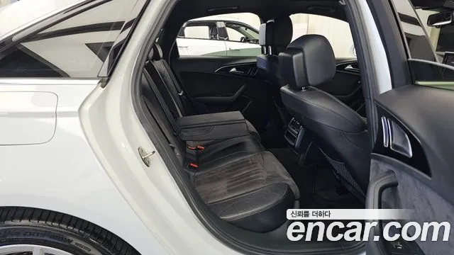 Audi A6 2015 thumb 12