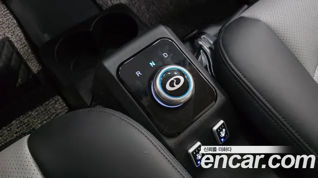 Dongfeng Xiaokang C35 2023 thumb 9