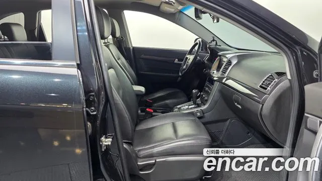 ChevroletGMDaewoo Captiva 2013 thumb 11