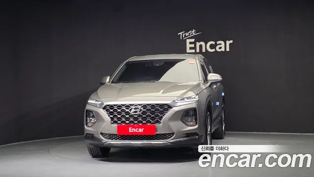 Hyundai Santa Fe 2019 thumb 3